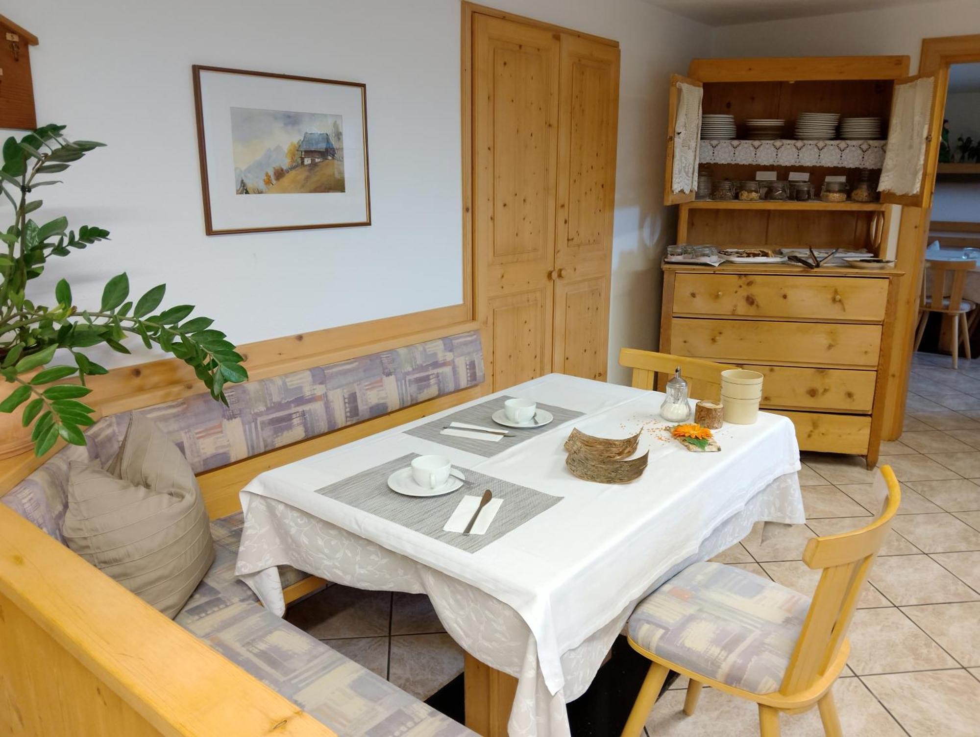Garni Hattlerhof B&B Brunico Esterno foto
