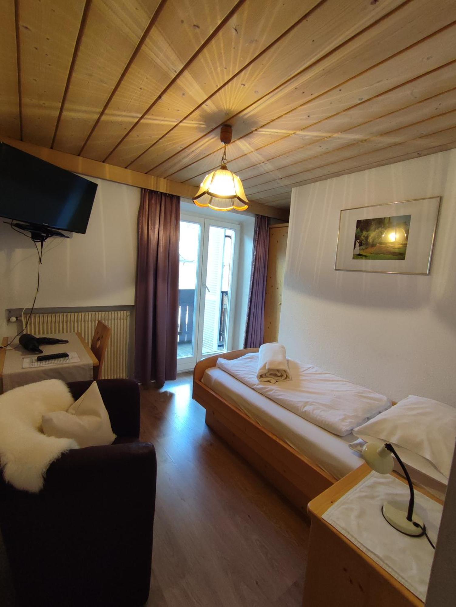 Garni Hattlerhof B&B Brunico Esterno foto