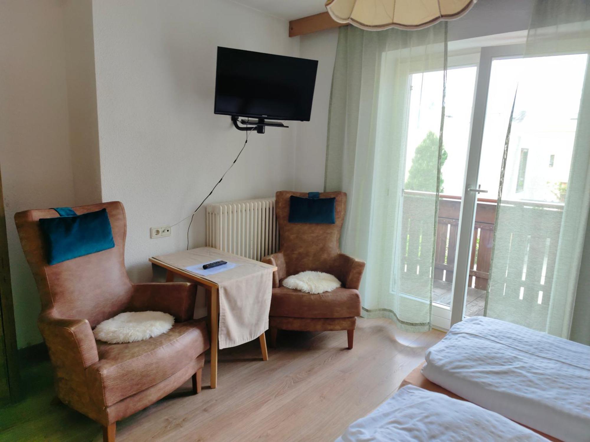 Garni Hattlerhof B&B Brunico Esterno foto